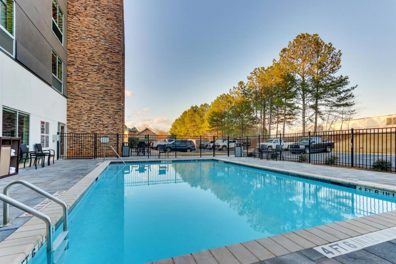 Holiday Inn Express & Suites - Dawsonville By Ihg Luaran gambar