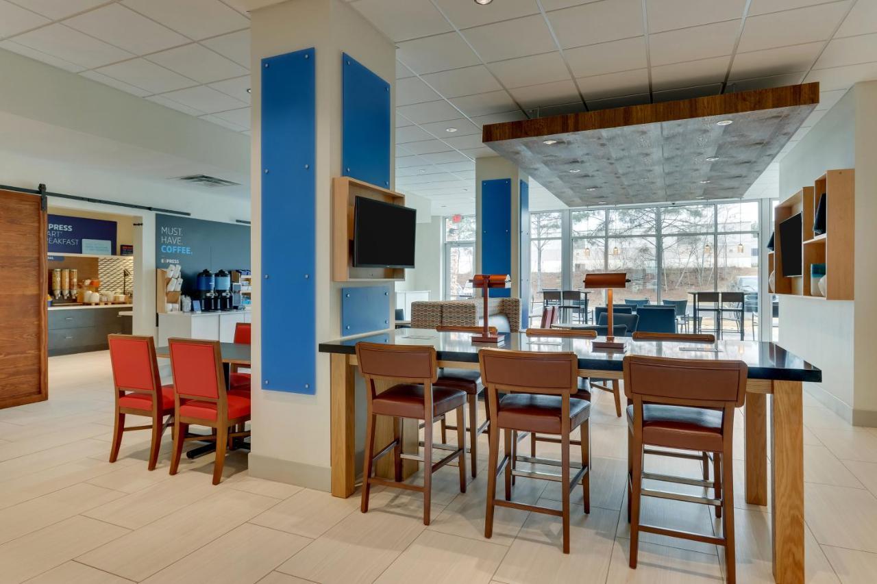 Holiday Inn Express & Suites - Dawsonville By Ihg Luaran gambar